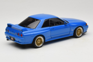 Nissan Skyline GT-R R32 V-Spec II Tuned Zils AUTOart 1:18 77415 Metāls — attēls 3 no 8