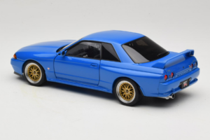 Nissan Skyline GT-R R32 V-Spec II Tuned Zils AUTOart 1:18 77415 Metāls — attēls 7 no 8