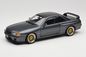 Nissan Skyline GT-R R32 V-Spec II Tuned Gun Grey Metallic AUTOart 1:18 77417 Metāls