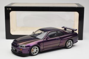Nissan Skyline GT-R R34 V-Spec Midnight Lillā AUTOart 1:18 77305 Metāls — attēls 8 no 8
