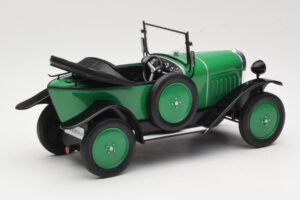 Opel 4 PS Laubfrosch Zaļš MCG 1:18 MCG18050 Metāls — attēls 2 no 6