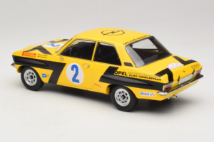 Opel Ascona A #2 W. Rohrl / C. Geistdorfer Rally Acropolis 1975 MCG 1:18 MCG18344R Metāls — attēls 5 no 6