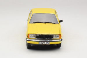 Opel Ascona B SR Dzeltens Saskrāpēts Priekšdaļa Sun Star 1:18 5384 Metāls — attēls 4 no 9