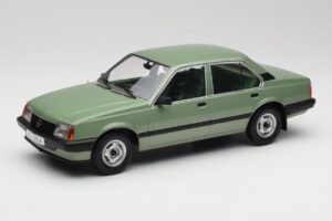 Opel Ascona C Metallic Light Green MCG 1:18 MCG18458 Metāls