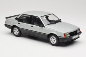 Opel Ascona C SR Sudrabs MCG 1:18 MCG18460 Metāls — attēls 4 no 6