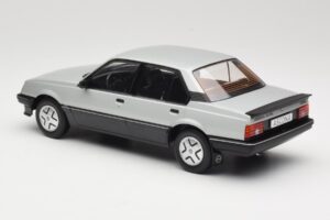 Opel Ascona C SR Sudrabs MCG 1:18 MCG18460 Metāls — attēls 5 no 6