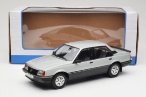 Opel Ascona C SR Sudrabs MCG 1:18 MCG18460 Metāls — attēls 6 no 6