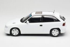Opel Astra F GSi Blanc Casablanca Norev 1:18 183673 Metāls — attēls 3 no 6
