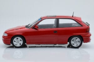 Opel Astra F GSi Sarkans Norev 1:18 183672 Metāls — attēls 3 no 6