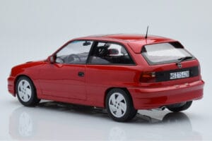 Opel Astra F GSi Sarkans Norev 1:18 183672 Metāls — attēls 5 no 6