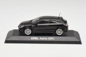 Opel Astra H OPC Melns Minichamps 1:43 90399890 Metāls