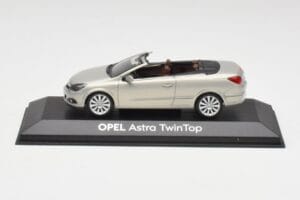 Opel Astra H Twin Top Sudrabs Minichamps 1:43 403045633 Metāls