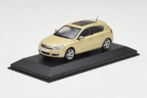 Opel Astra H Dzeltens Metaliks Minichamps 1:43 403043003 Metāls — attēls 2 no 4