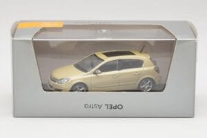 Opel Astra H Dzeltens Metaliks Minichamps 1:43 403043003 Metāls — attēls 4 no 4