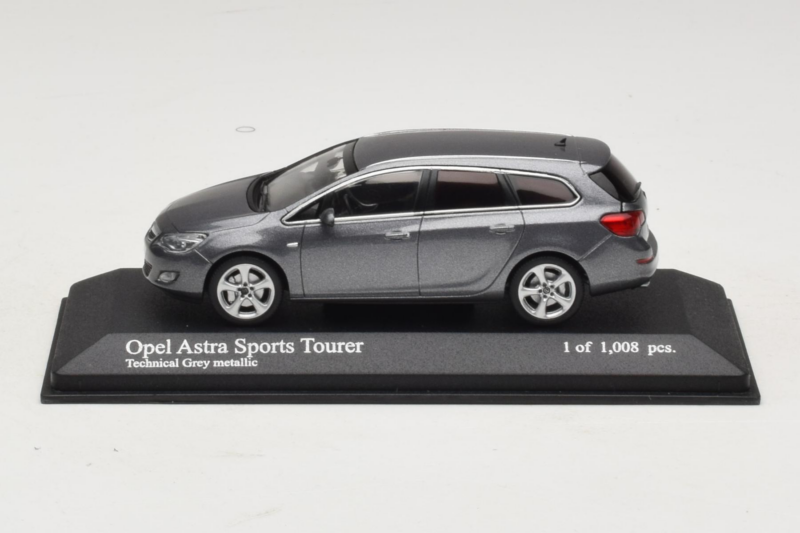 Opel Astra J Sports Tourer Minichamps 1:43 400049014 Metāls