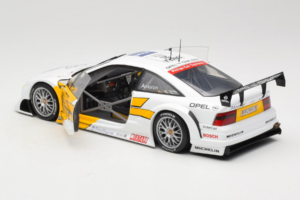 Opel Calibra V6 #21 N. Amorim DTM 1995 UT Models 1:18 180954221 Metāls — attēls 5 no 8