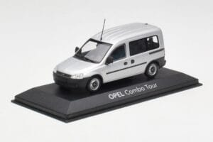 Opel Combo C Sudrabs Minichamps 1:43 COMBO001 Metāls — attēls 2 no 4