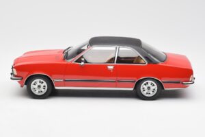 Opel Commodore B GS/E Sarkans Otto 1:18 OT159 Sveķi — attēls 3 no 6