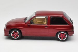 Opel Corsa A Custom Sarkans MCG 1:18 MCG18433 Metāls — attēls 3 no 6