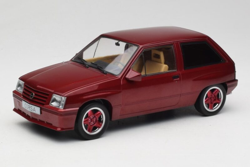 Opel Corsa A Custom Sarkans MCG 1:18 MCG18433 Metāls