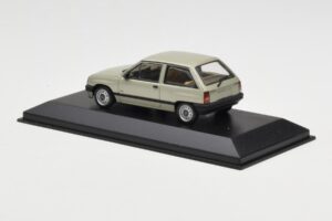Opel Corsa A Swing Zaļš Minichamps 1:43 400045002 Metāls — attēls 3 no 4