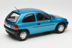 Opel Corsa B Blue Metallic MCG 1:18 MCG18514 Metāls — attēls 2 no 6