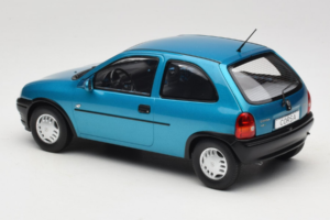 Opel Corsa B Blue Metallic MCG 1:18 MCG18514 Metāls — attēls 5 no 6
