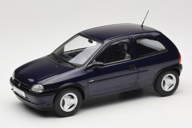 Opel Corsa B Dark Blue Metallic MCG 1:18 MCG18905 Metāls