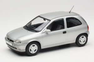 Opel Corsa B Grey Metallic MCG 1:18 MCG18515 Metāls