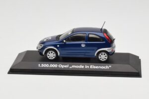 Opel Corsa C 1.5M Made in Eisenach Minichamps 1:43 OPEL003 Metāls