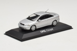 Opel Coupe Bertone Sudrabs Minichamps 1:43 B24910027 Metāls — attēls 2 no 4