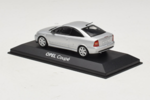 Opel Coupe Bertone Sudrabs Minichamps 1:43 B24910027 Metāls — attēls 3 no 4