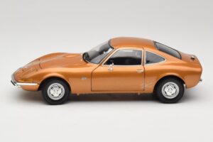 Opel GT Zeltains Minichamps 1:18 180049025 Metāls — attēls 4 no 8