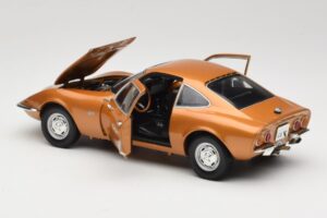 Opel GT Zeltains Minichamps 1:18 180049025 Metāls — attēls 5 no 8