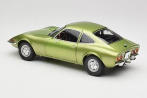 Opel GT Green Metallic Minichamps 1:18 180049029 Metāls — attēls 7 no 8