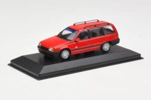 Opel Kadett E Club Universāls Sarkans Minichamps 1:43 400045910 Metāls — attēls 3 no 3