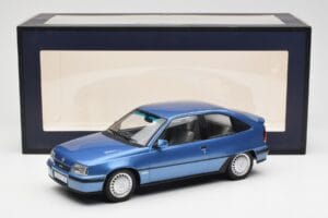 Opel Kadett E GSi Gaiši Zils Metallic Norev 1:18 183615 Metāls — attēls 6 no 6