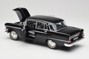 Opel Kapitan P2 Melns Revell 1:18 08821 Metāls — attēls 5 no 8
