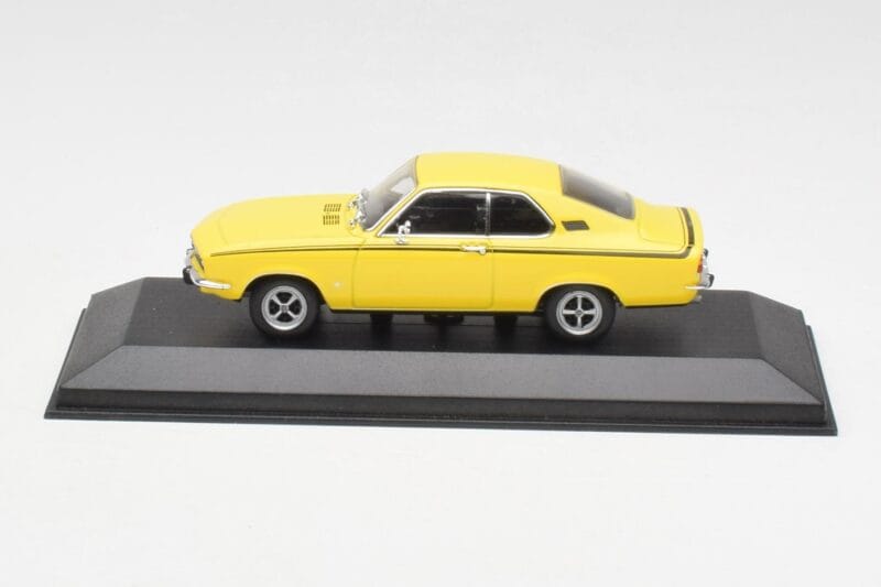 Opel Manta A SR Dzeltens Minichamps 1:43 400045502 Metāls