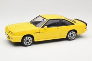 Opel Manta B GT/E Dzeltens Revell 1:18 08421 Metāls
