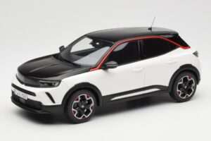 Opel Mokka-E GS Line Jada Balts Otto 1:18 OT1045 Sveķi