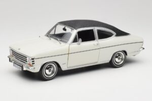 Opel Olympia A Coupe Balts Melns Revell 1:18 8446 Metāls