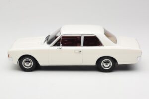 Opel Rekord C Balts Minichamps 1:18 107047001 Metāls — attēls 3 no 6