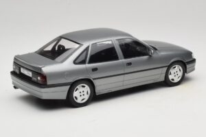 Opel Vectra A 2000 16V Tumši Pelēks MCG 1:18 MCG18462 Metāls — attēls 2 no 6