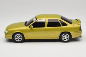 Opel Vectra A 2000 16V Dzeltens MCG 1:18 MCG18463 Metāls — attēls 3 no 6