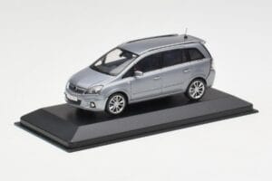 Opel Zafira A OPC Light Blue Metallic Minichamps 1:43 ZAFIRA001 Metāls — attēls 2 no 4