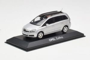 Opel Zafira B Sudrabs Minichamps 1:43 1799109 Metāls — attēls 2 no 4