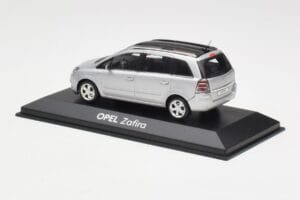 Opel Zafira B Sudrabs Minichamps 1:43 1799109 Metāls — attēls 3 no 4