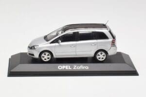 Opel Zafira B Sudrabs Minichamps 1:43 1799109 Metāls
