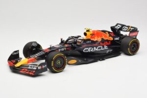 Oracle Red Bull Racing RB18 #11 S. Perez Miami GP 2022 Minichamps 1:18 110220511 Metāls